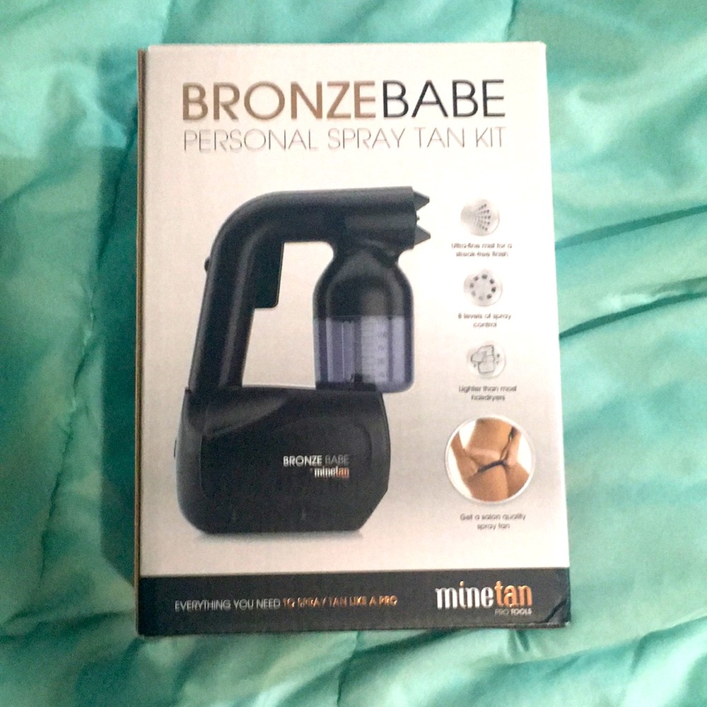 Bronze babe tanning kit 🌸